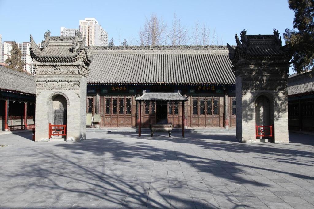 Xian Empress Hotel Exterior photo